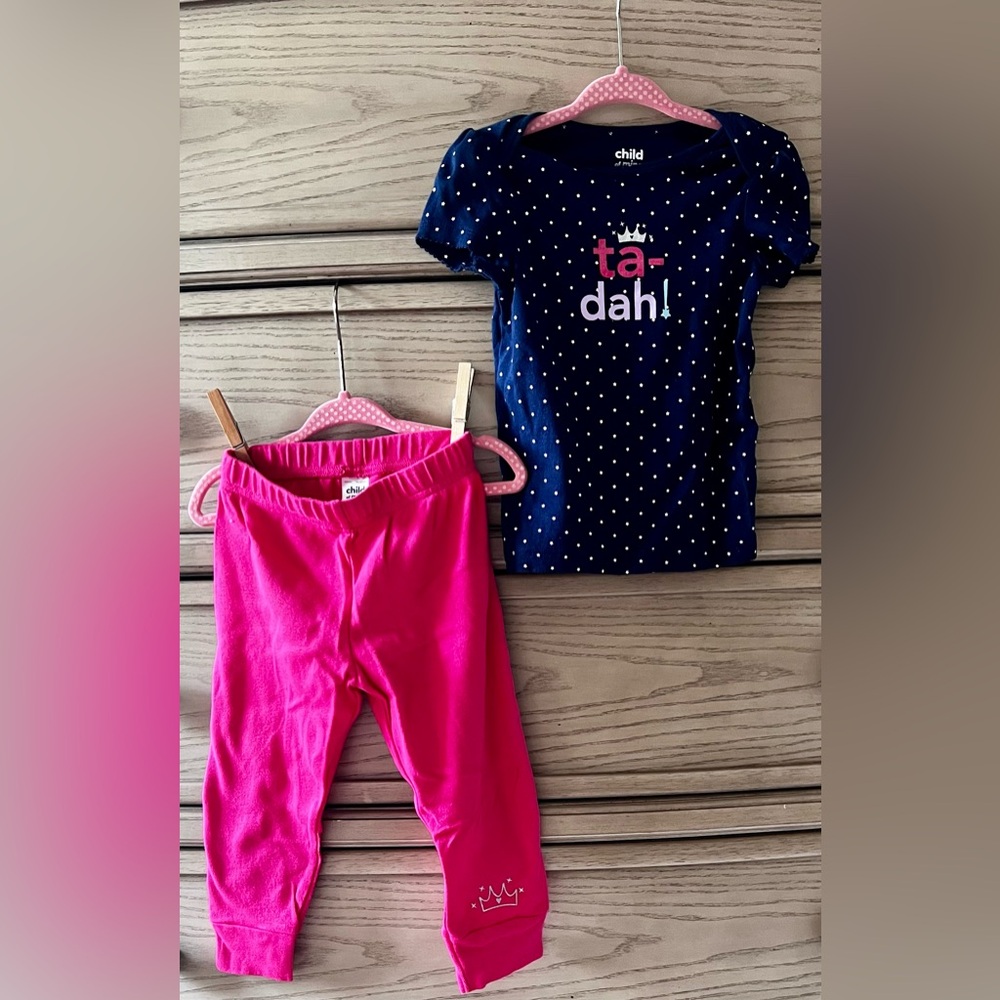18 Months - Baby Girl’s Short Sleeve and Pants Set.